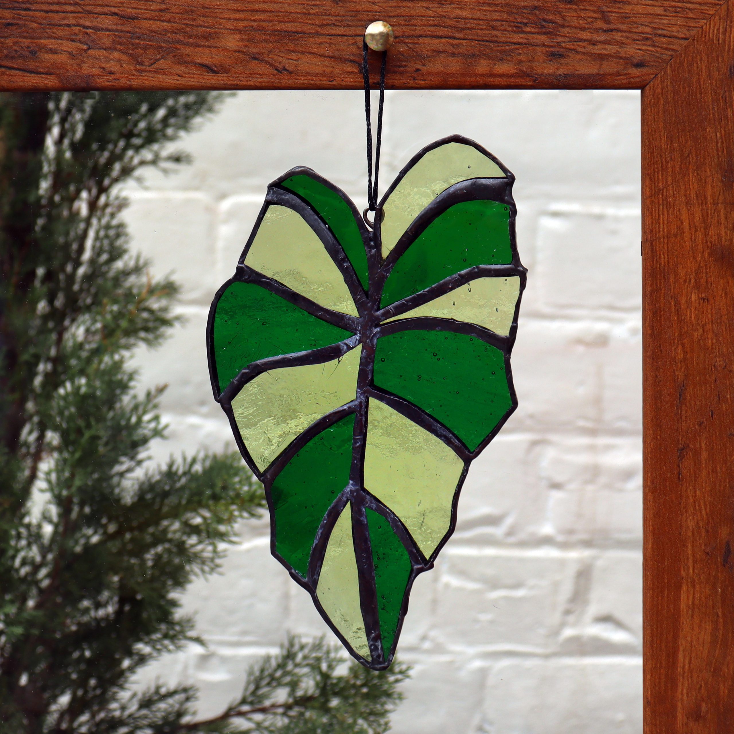 Alocasia Leaf Stained Glass Suncatcher
