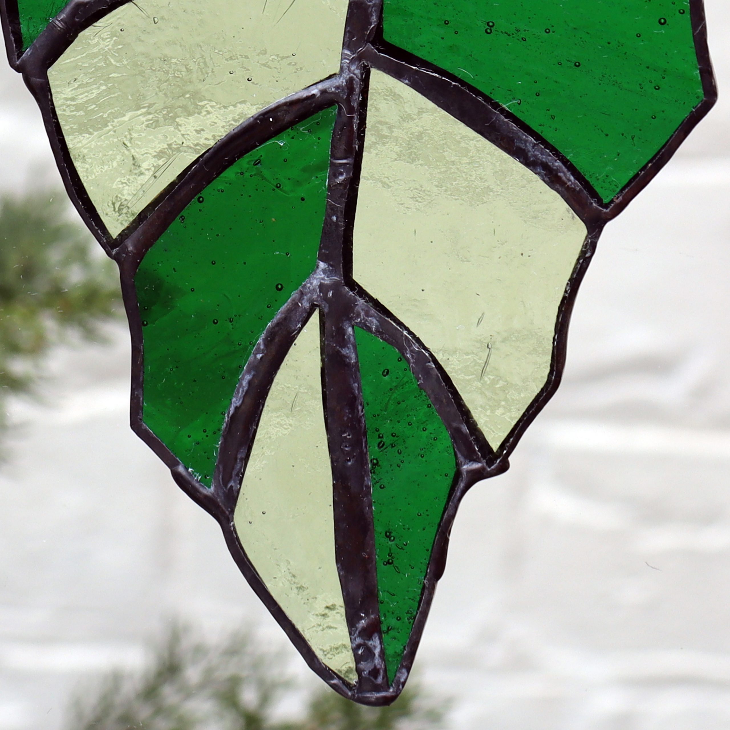 Alocasia Leaf Stained Glass Suncatcher